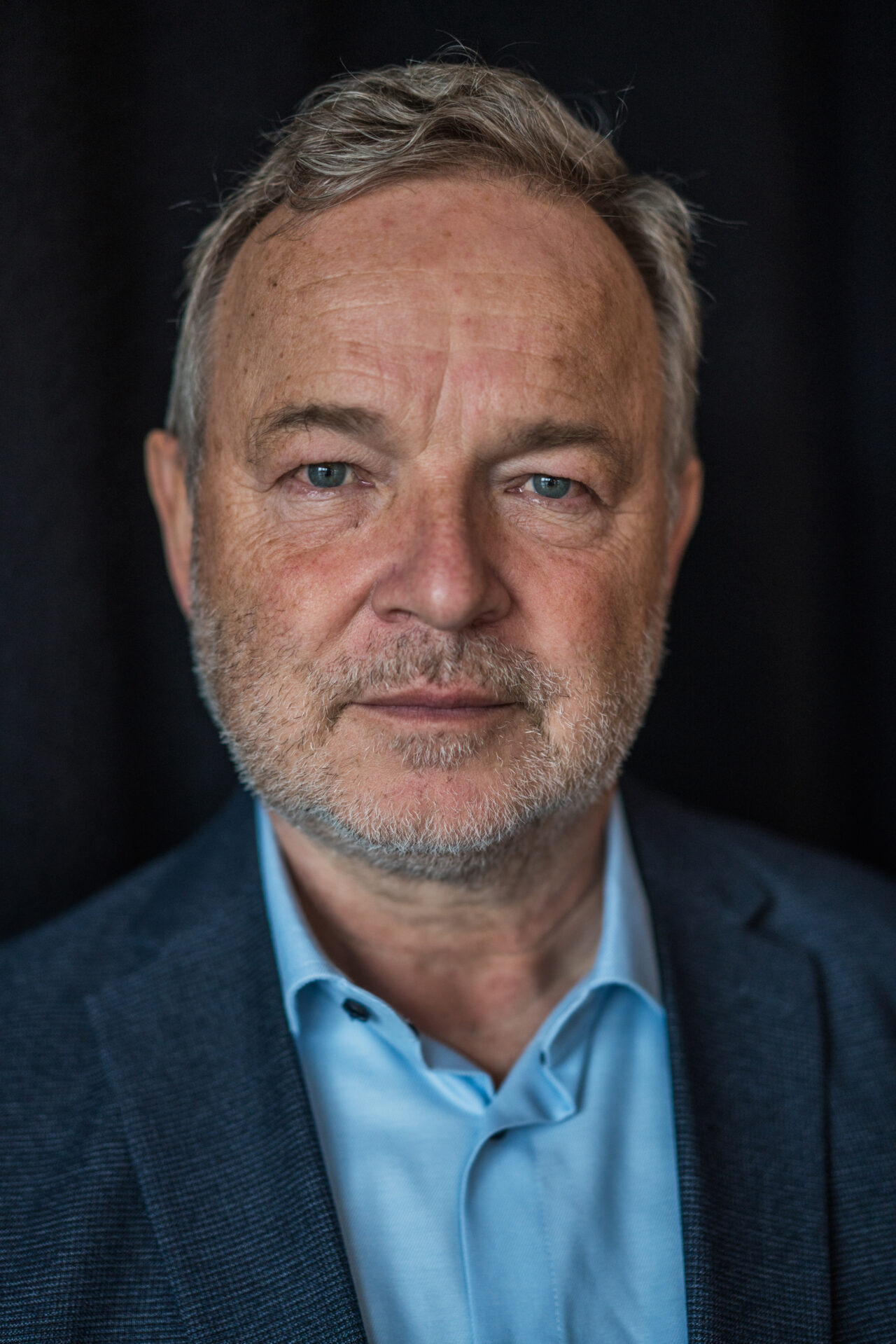 Portrait von Klaus Vogel.