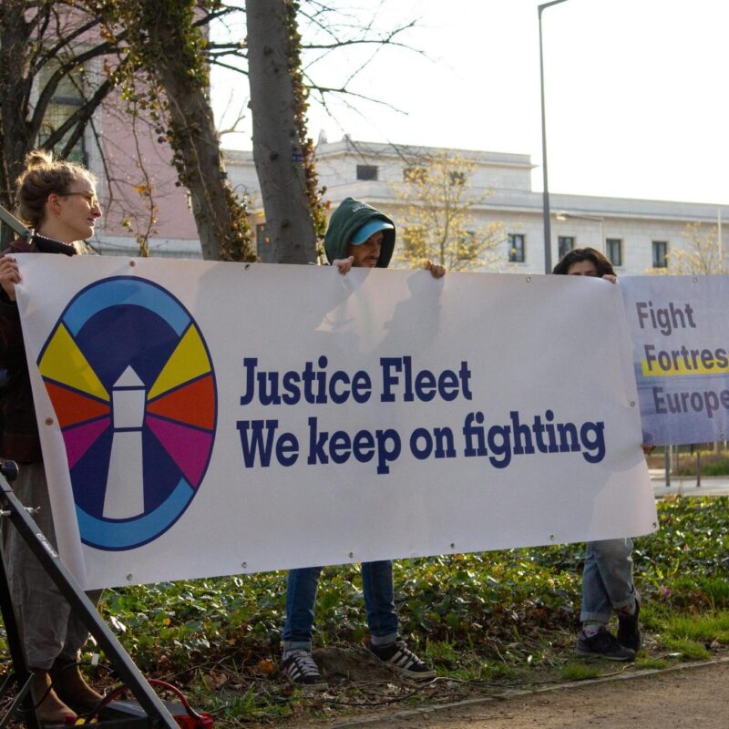 Banner auf dem steht "Justice Fleet - We keep on fighting"