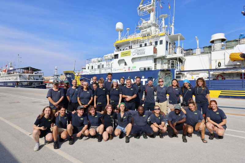 Crew Humanity 1 R27